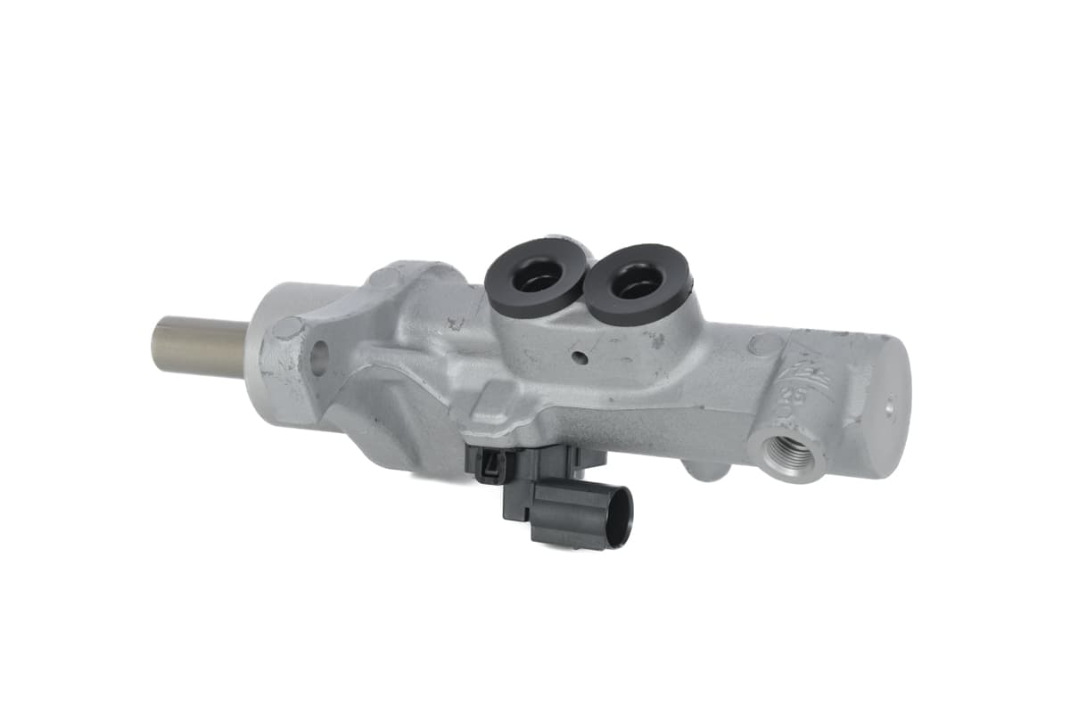 Master brake cylinder image