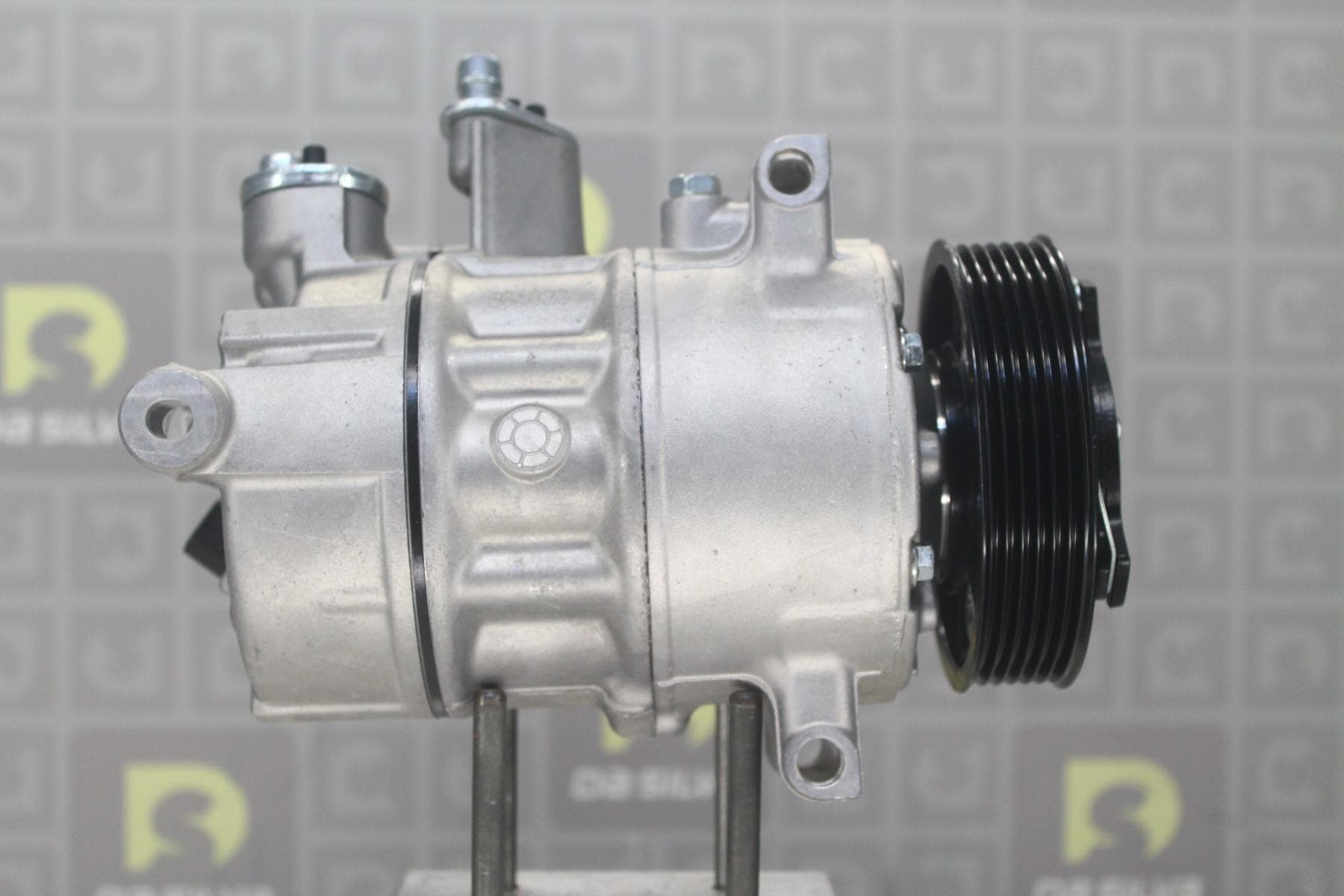 Air conditioner compressor image