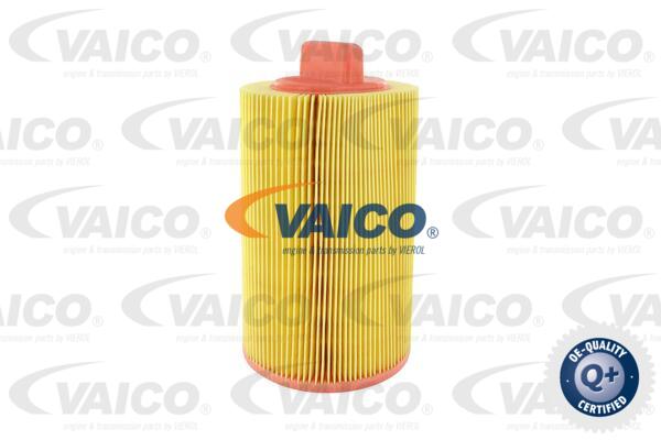 4046001349836 | Air Filter VAICO V30-9906
